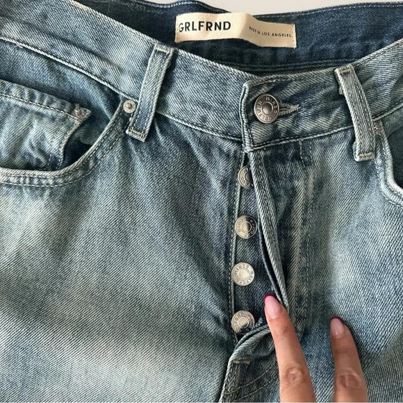 GRLFRND | Bella Boyfriend Jeans | Multiple Sizes | Marble Wash | New with Tags - Picture 8 of 12